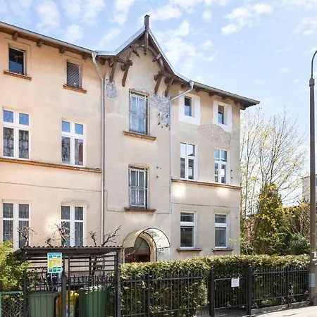 Parkowa 33 * سوبوت